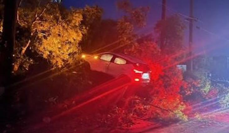 Vehicle Crashes Into Power Pole, Causes Ventura Outage